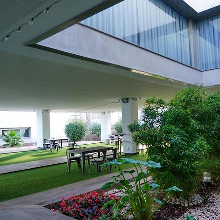 Hotel Villa Odon Villaviciosa de Odón Kültér fotó