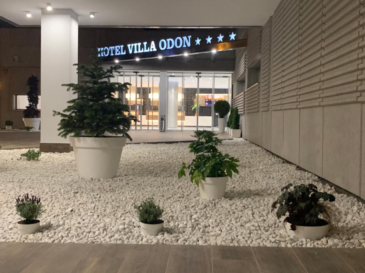 Hotel Villa Odon Villaviciosa de Odón Kültér fotó